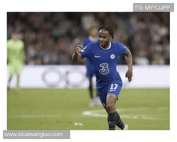 30万周薪0进场! 电讯报：孔帕尼关窗前45分钟联络斯特林但被回绝